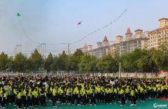 鞭策学生正在体验式场景中健康全面成长的方针